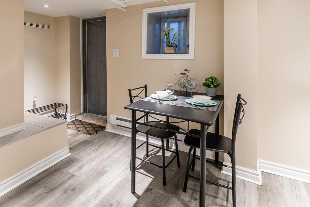 Newly Renovated - Cozy 1Br Apt With Netflix - Prime Location Toronto Exterior foto